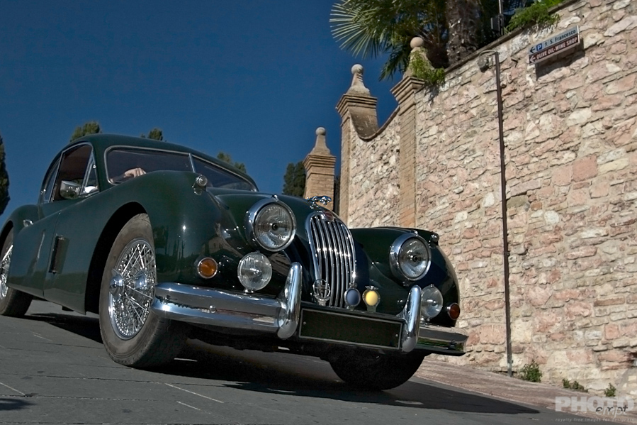 Wheels: Antique and Collectible cars